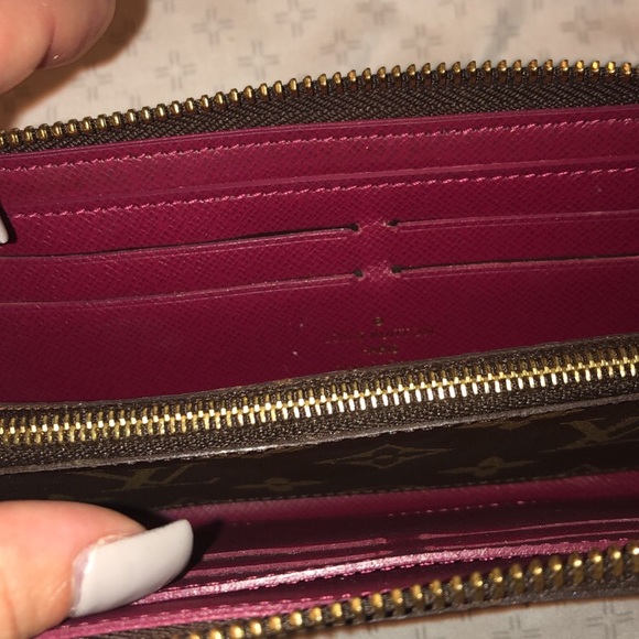 Louis Vuitton wallet - Picture 6 of 7